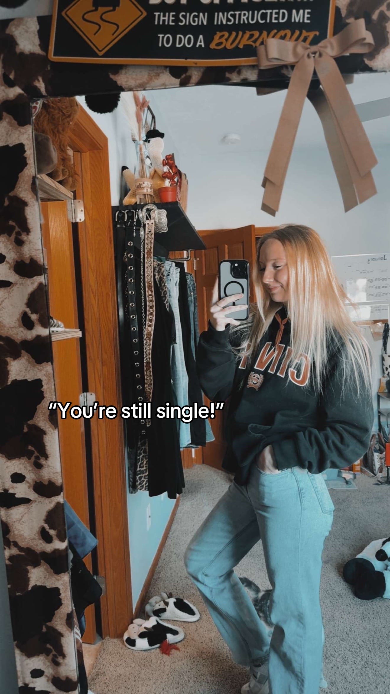 Post 4 by Lily Eisenrich on TikTok (video)