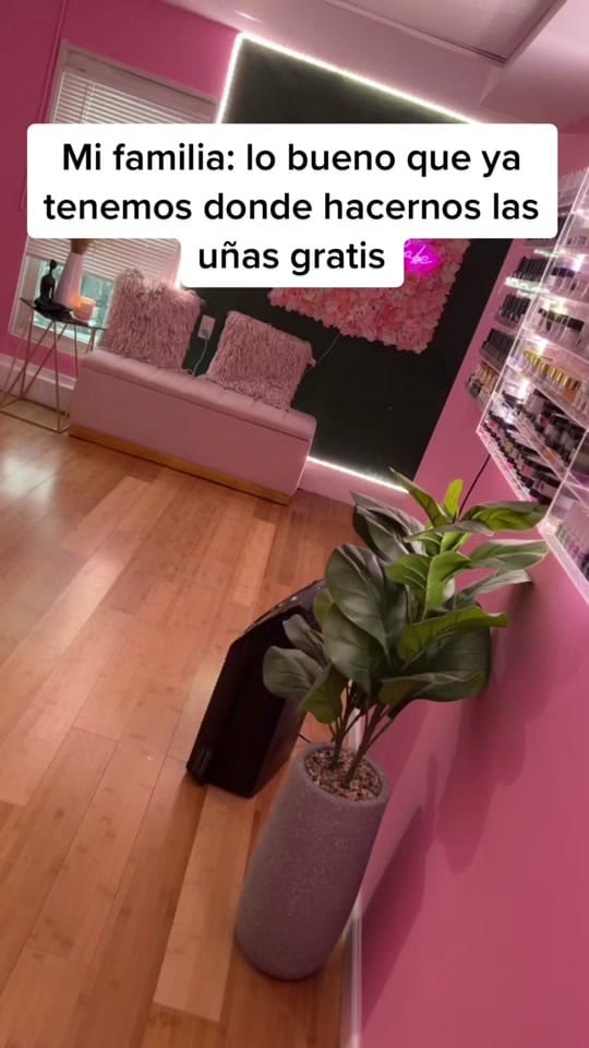 Post 9 by Elianny Montero on TikTok (video)