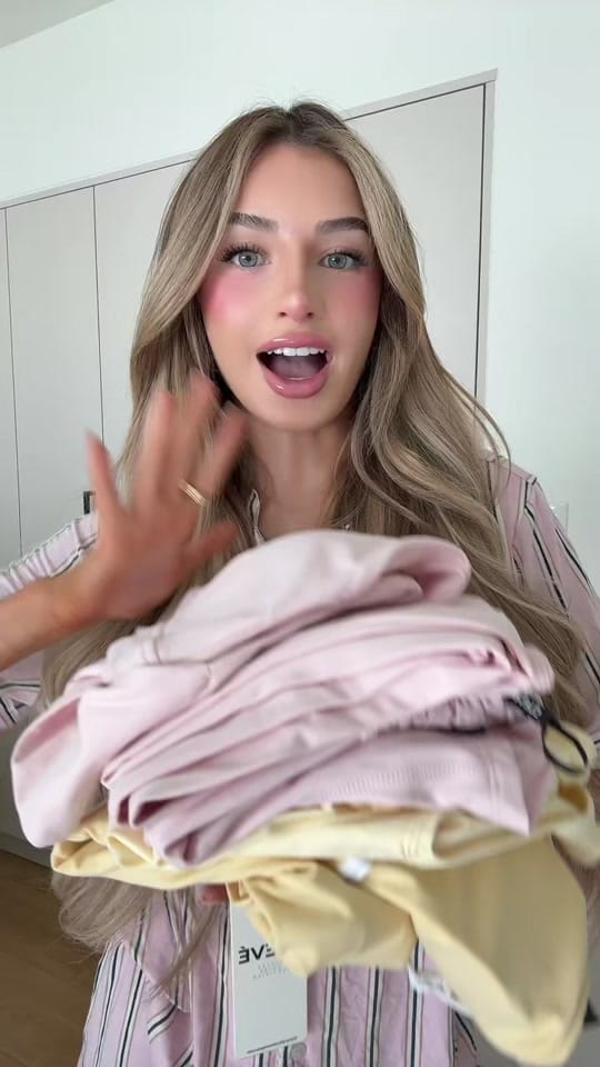 Post 3 by lindcey on TikTok (video)