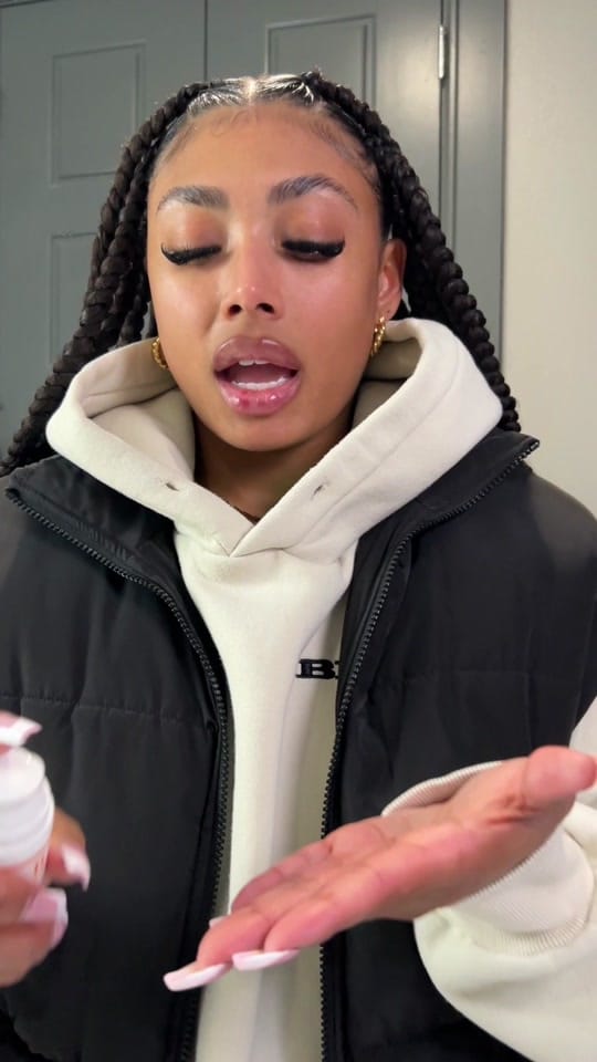 Post 9 by Internet Bestie 💕 on TikTok (video)