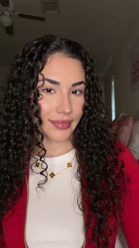Post 1 by Tete on TikTok (video)