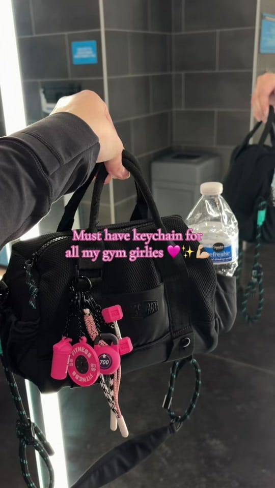 Post 2 by Tete on TikTok (video)