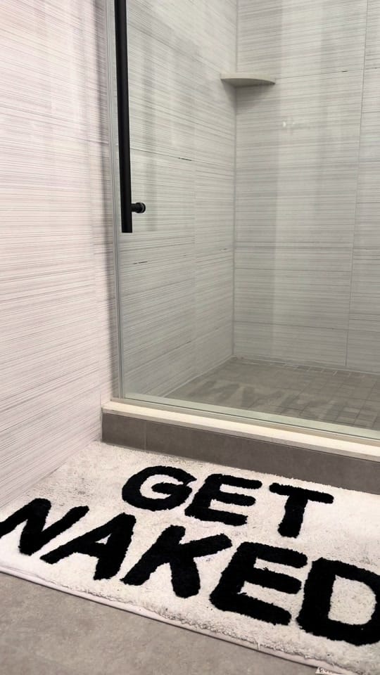 Post 2 by GloryA on TikTok (video)