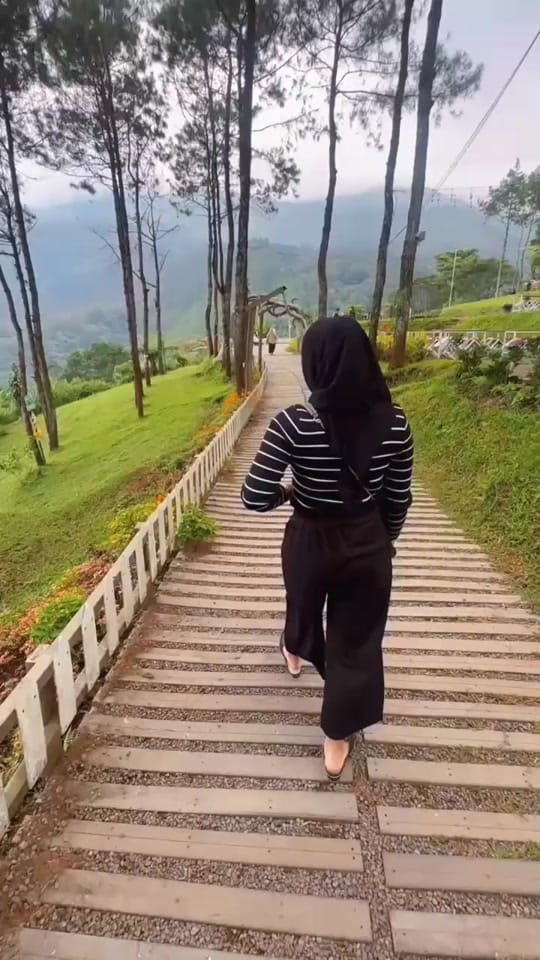 Post 3 by fasanjelina on TikTok (video)