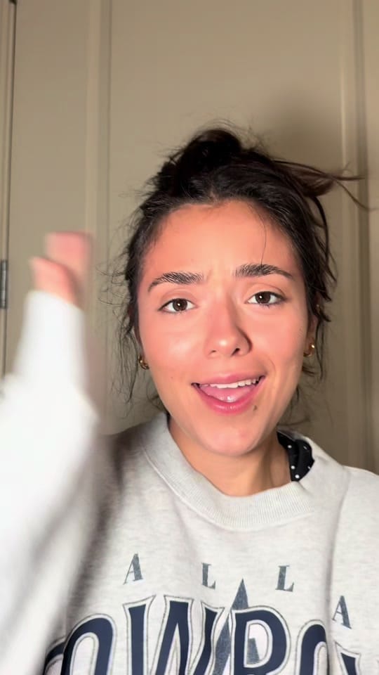 Post 10 by Aymé Carretero on TikTok (video)