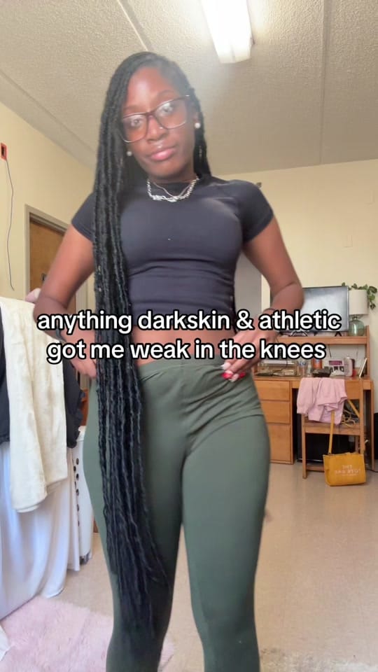 Post 9 by Yana on TikTok (video)