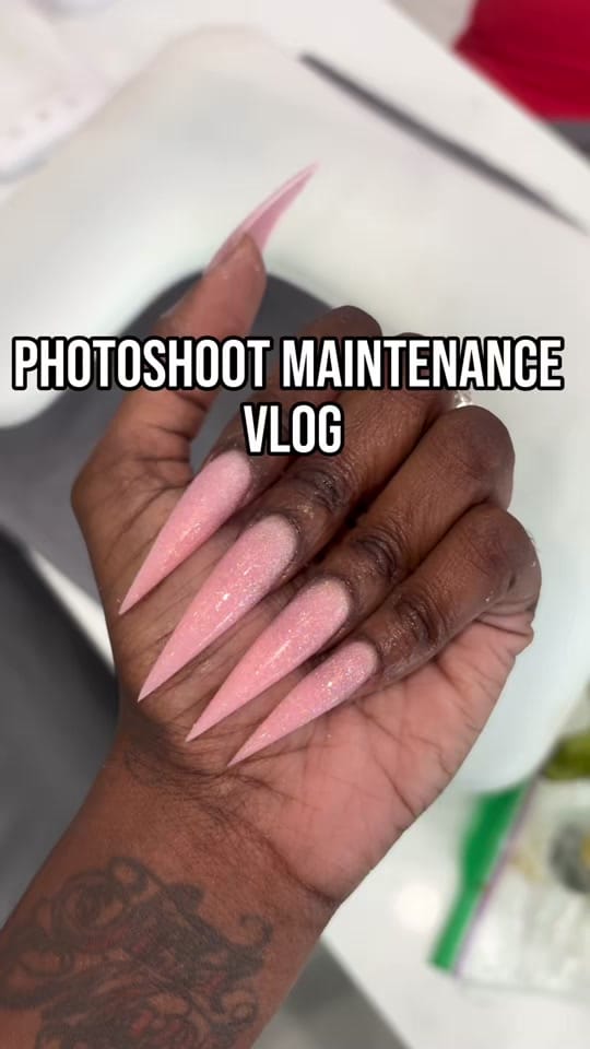 Post 10 by Lex on TikTok (video)