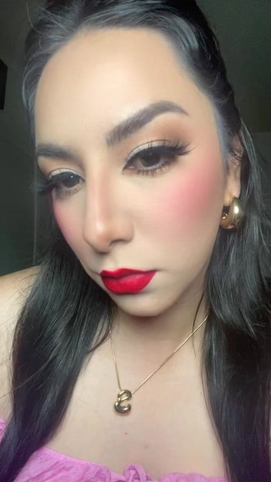 Post 2 by Jazzyxoxo on TikTok (video)