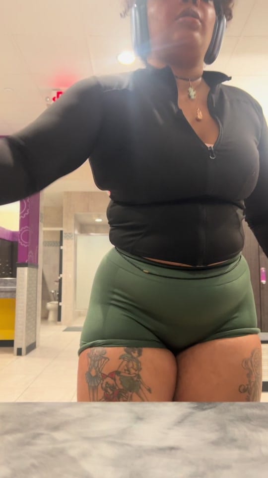 Post 6 by carminthecity on TikTok (video)