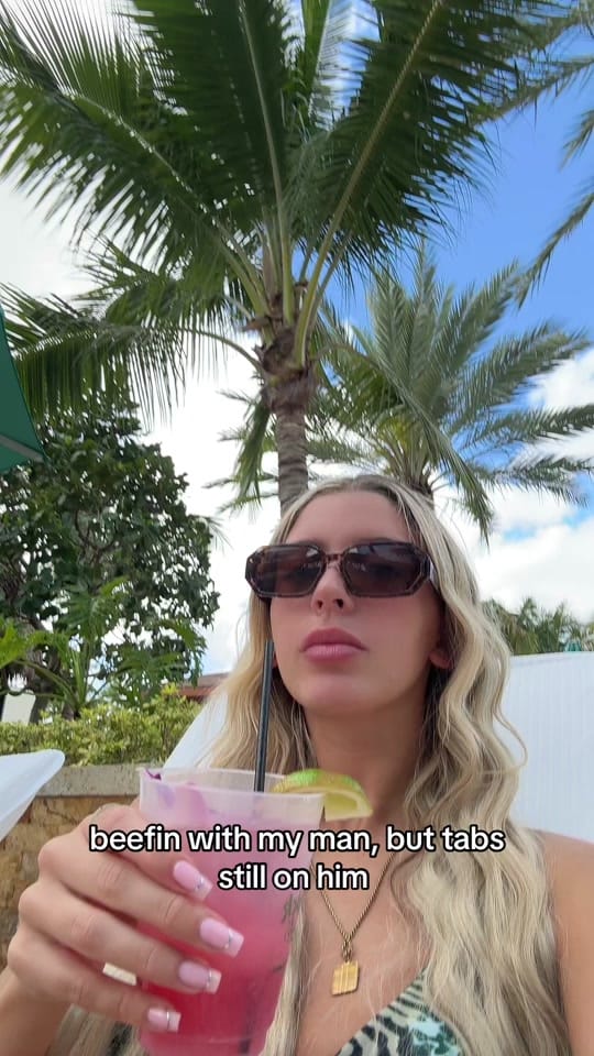 Post 7 by Gabriella Dellolio on TikTok (video)