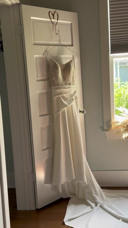 Post 5 by Alana Mae Photography on TikTok (video)