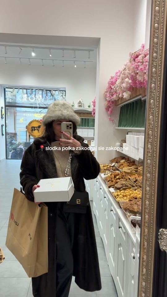 Post 7 by Chrysanthi on TikTok (video)