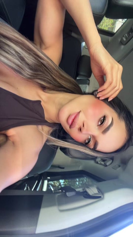 Post 1 by Grehisizmakeup on TikTok (video)