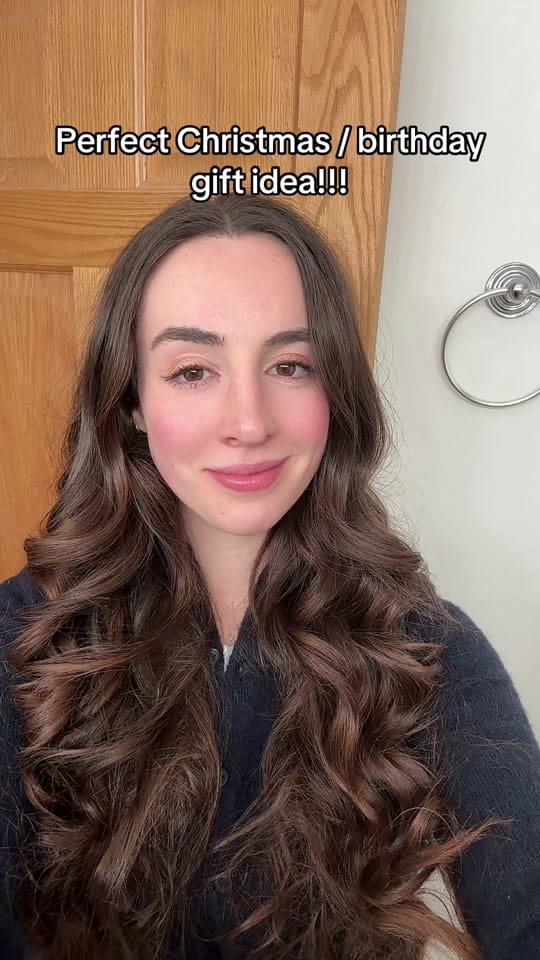 Post 10 by Sara DiPasquale on TikTok (video)