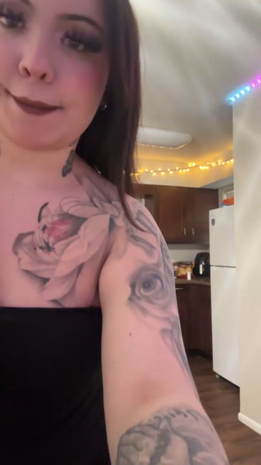 Post 2 by Zay on TikTok (video)