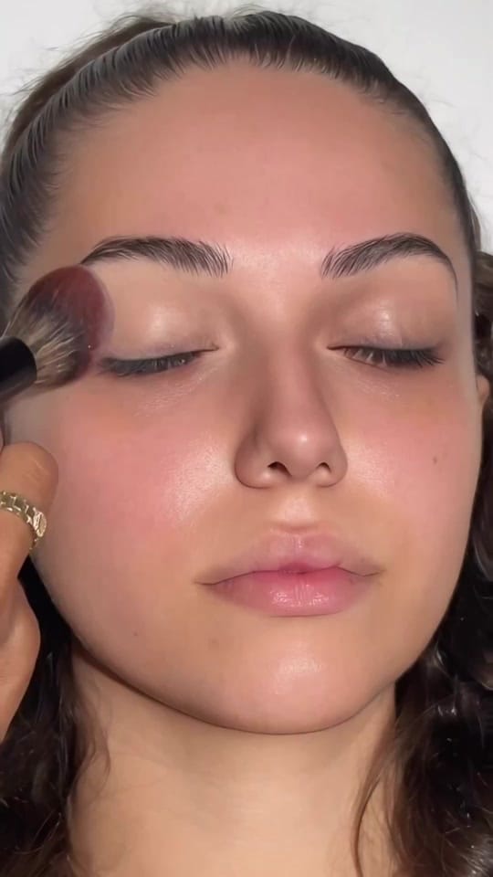 Post 9 by Ava_makeup on TikTok (video)