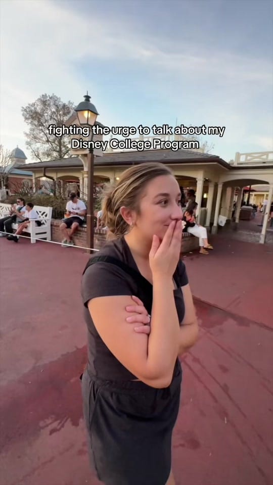 Post 5 by Miranda Rosanne on TikTok (video)