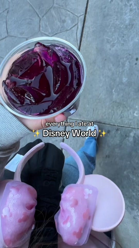 Post 6 by Miranda Rosanne on TikTok (video)