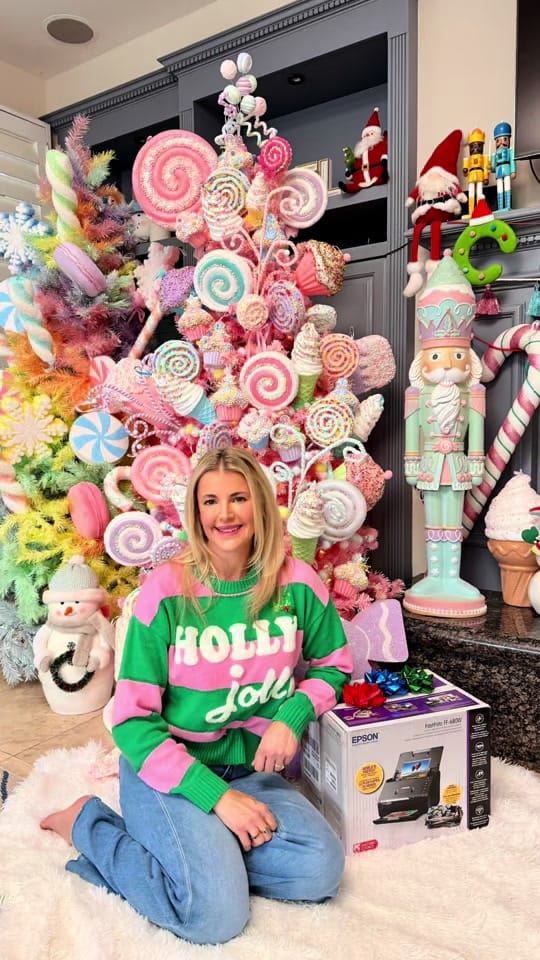 Post 5 by Rachel Pitzel on TikTok (video)