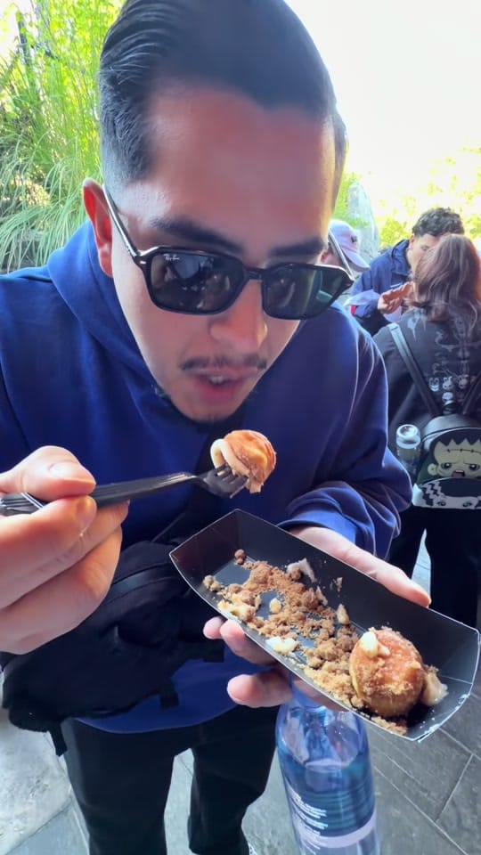 Post 6 by Lex on TikTok (video)