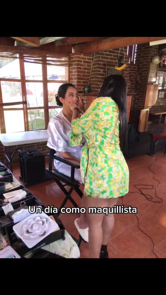 Post 10 by XIMENA VERGARA MAKEUP ARTIST on TikTok (video)