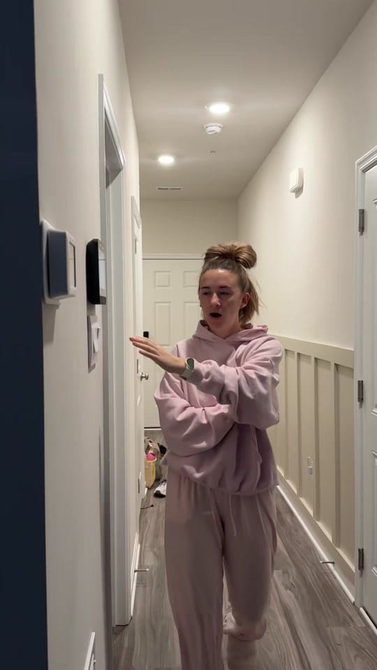 Post 8 by Emma Jean on TikTok (video)