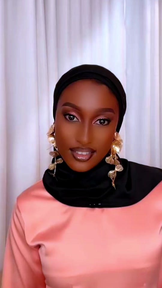 Post 1 by Barbie’s makeup256 💄❤️❤️❤️ on TikTok (video)