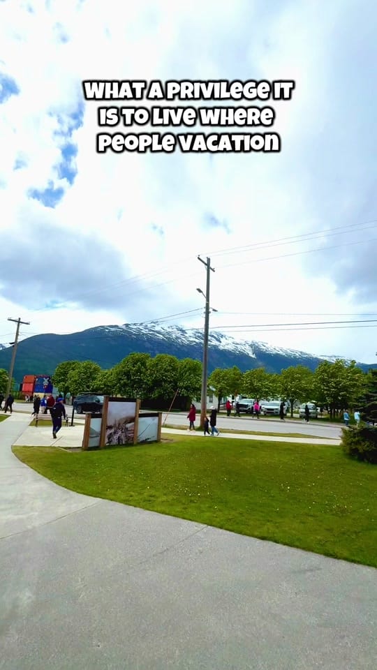 Post 7 by MANDIE ▵ MARIE on TikTok (video)