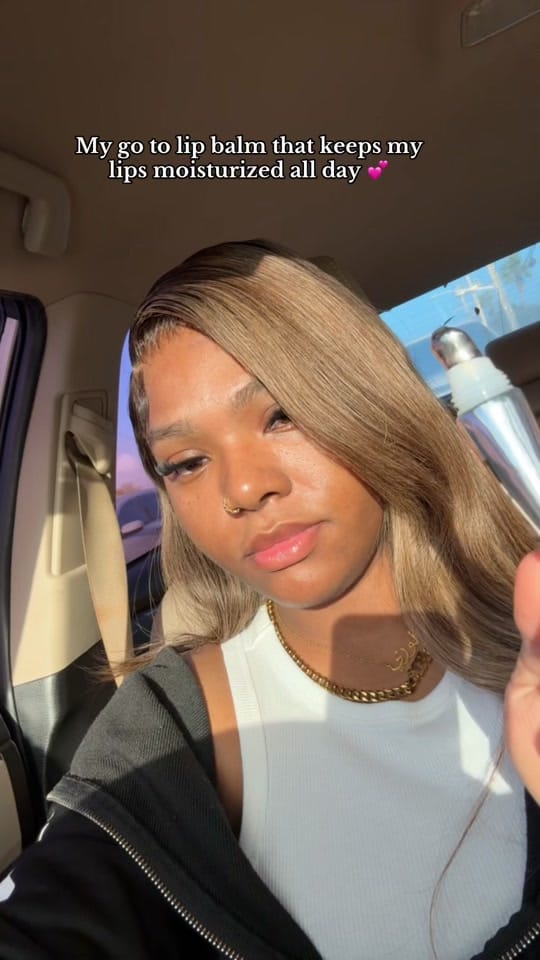 Post 5 by Laury 👑 on TikTok (video)