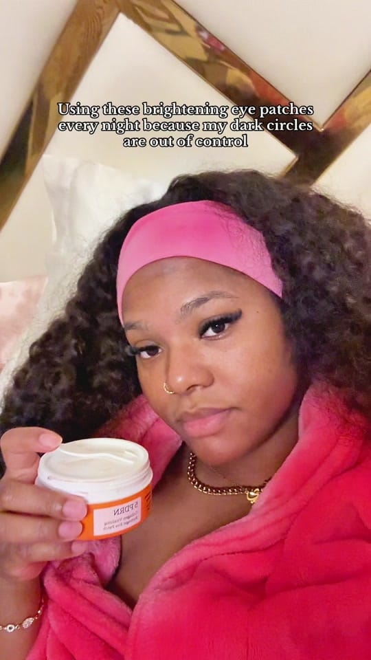 Post 2 by Laury 👑 on TikTok (video)