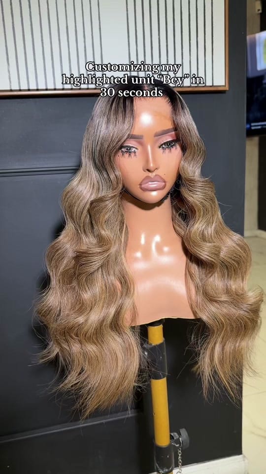 Post 8 by Laury 👑 on TikTok (video)