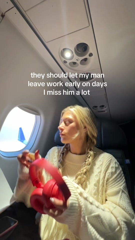 Post 5 by alexandra on TikTok (video)