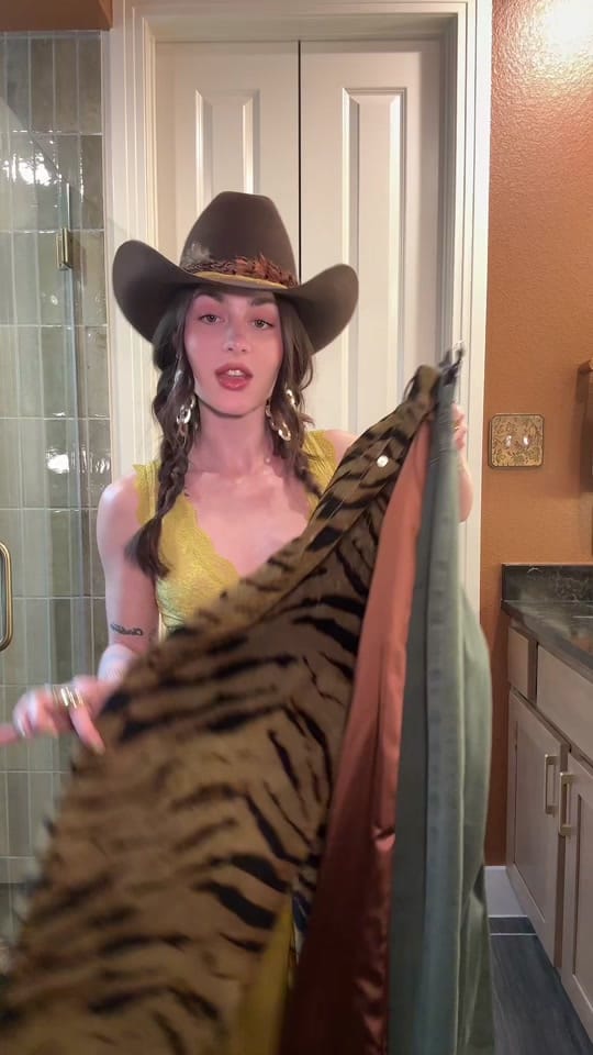 Post 4 by Nicole Emily Alston🎬 on TikTok (video)