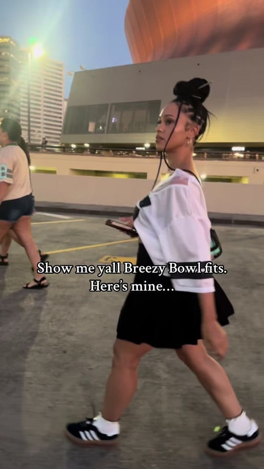 Post 6 by Ashley Nicole on TikTok (video)