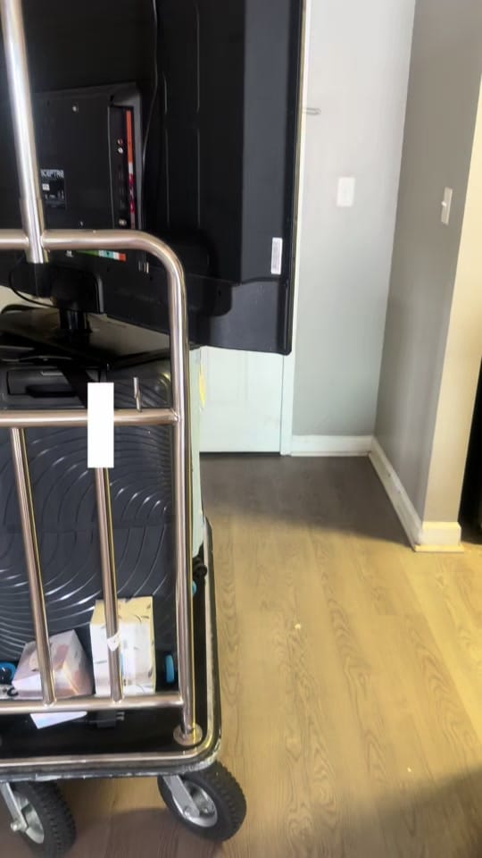 Post 4 by bella ☆ on TikTok (video)