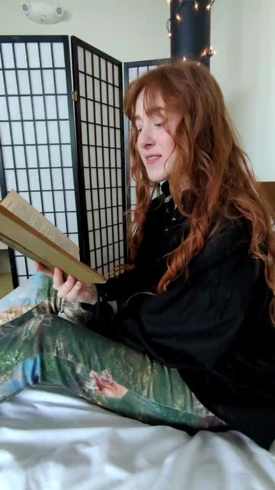 Post 3 by Sarah Gates Photogra on TikTok (video)