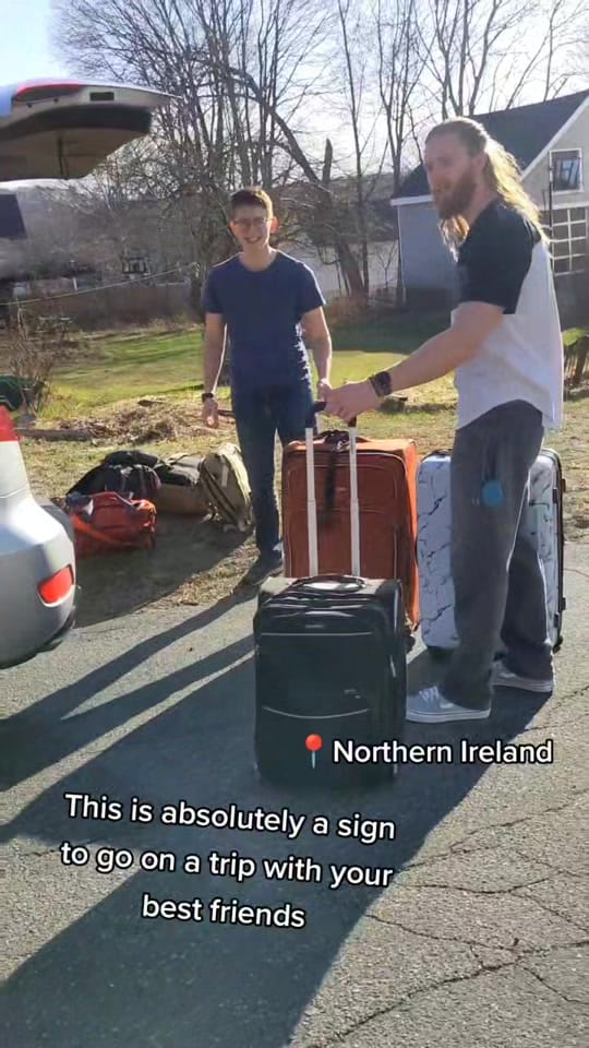 Post 7 by Sarah Gates Photogra on TikTok (video)