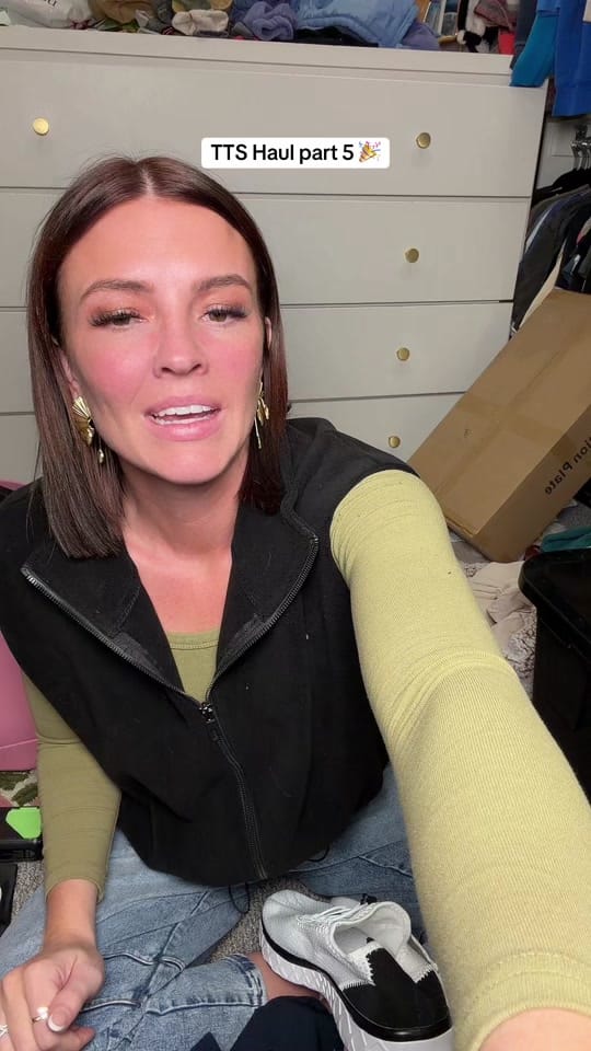 Post 4 by Camille Wight on TikTok (video)