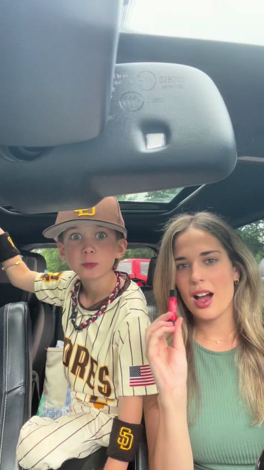 Post 10 by kelly on TikTok (video)