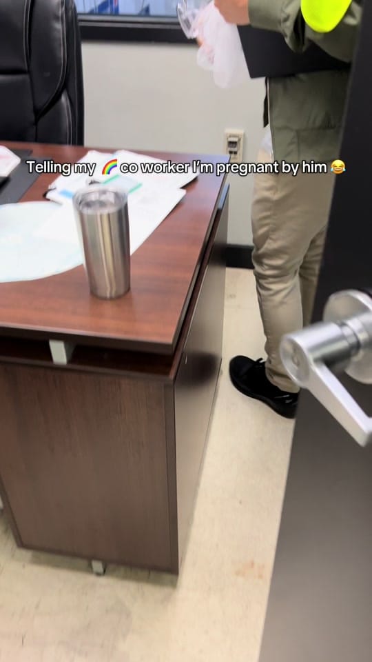 Post 9 by Doseofbarb_ on TikTok (video)