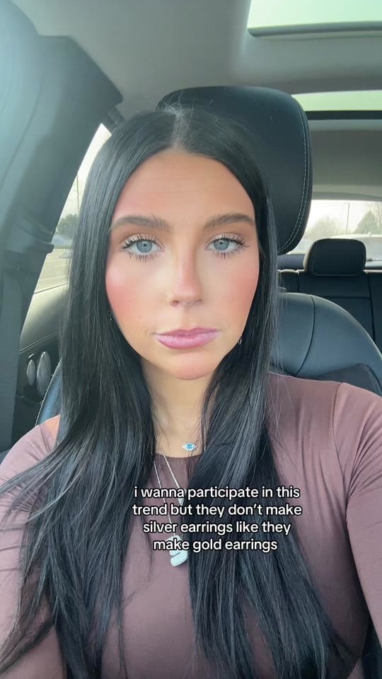 Post 9 by Aspen Roe on TikTok (video)