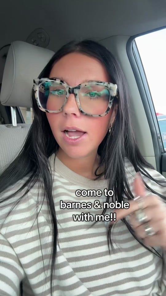 Post 8 by Aspen Roe on TikTok (video)