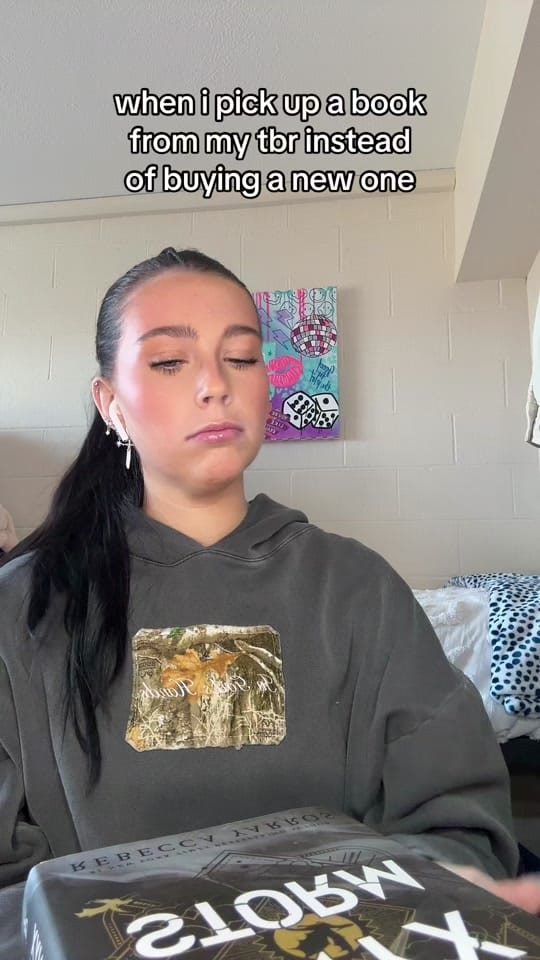 Post 3 by Aspen Roe on TikTok (video)