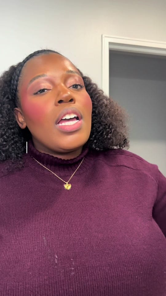 Post 8 by J U L I E  B E E on TikTok (video)