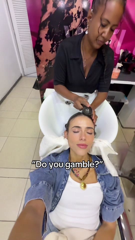 Post 2 by Bruna Conce on TikTok (video)