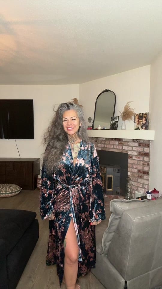 Post 9 by magda.SilverFox on TikTok (video)
