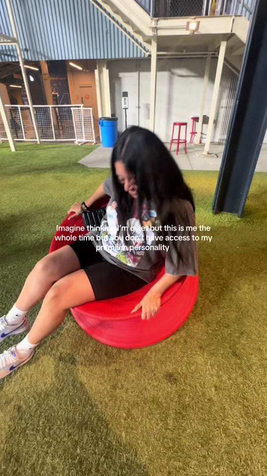 Post 3 by _Kat on TikTok (video)