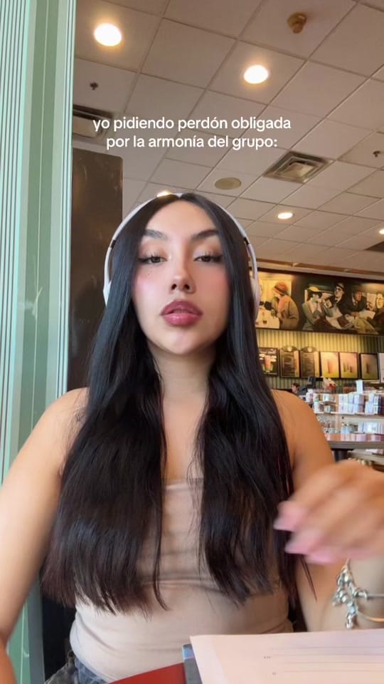 Post 5 by Lauraaa on TikTok (video)