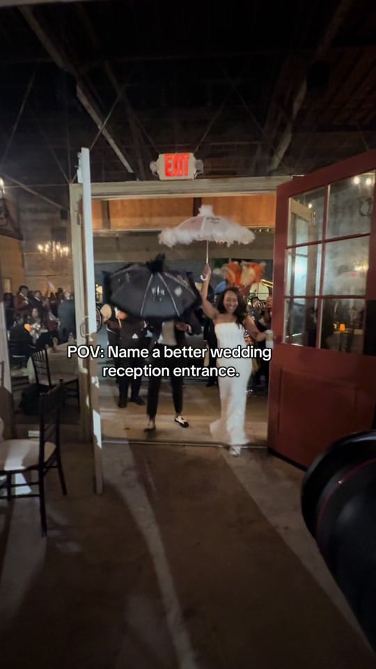 Post 6 by Kayla Lazard Photography on TikTok (video)
