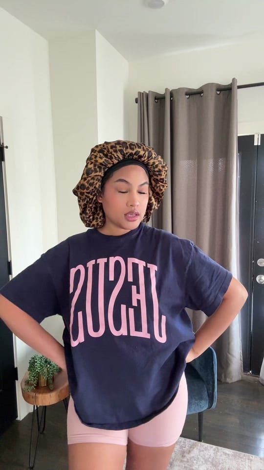 Post 3 by Sydney Brooks on TikTok (video)